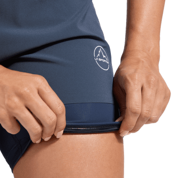 Shorts La Sportiva ULTRA DISTANCE SHORTS Women Hibiscus/White