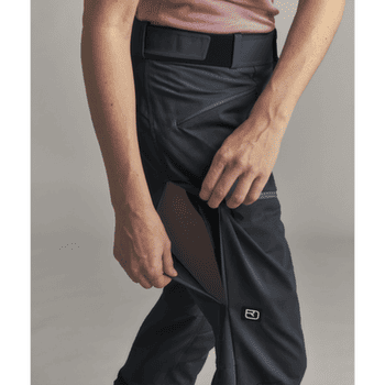 Pantalons Ortovox ORTLER SOFTSHELL PLUS PANTS WOMEN 90201 black raven