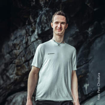 T-shirt a manches courtes Mammut Massone Light T-Shirt Men 3818 dark mammut red