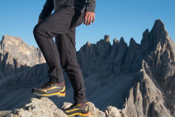 Pantalon de montagne en softshell